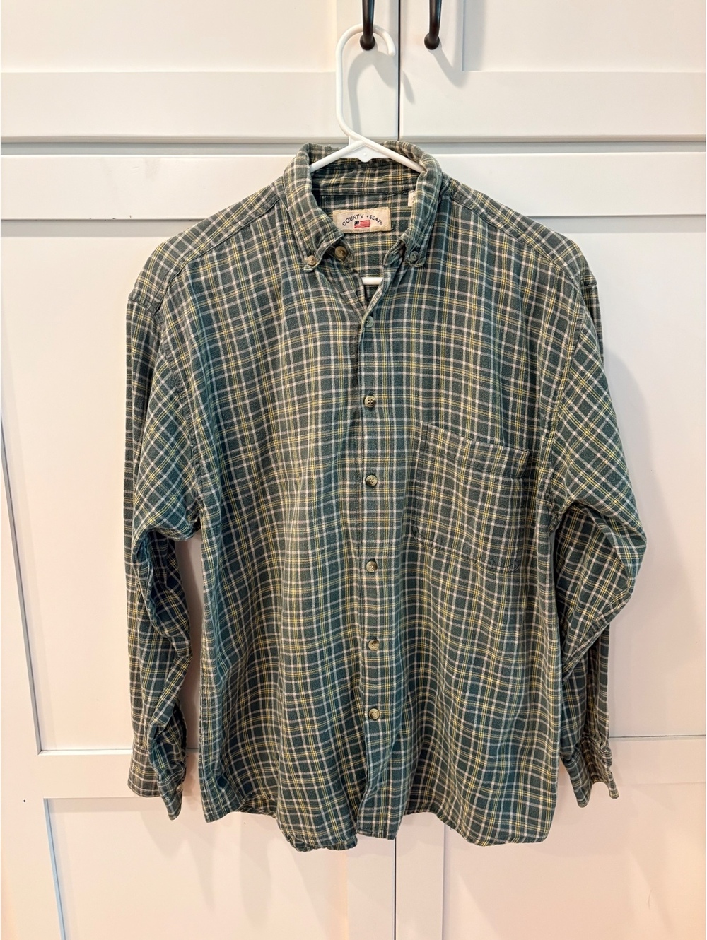 Vintage 90s County Seat Men's Green Plaid Button-Up Shirt Small